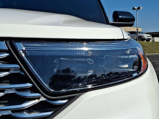 Used 2020 Ford Explorer Platinum w/ Premium Technology Package AWD/4WD image 9
