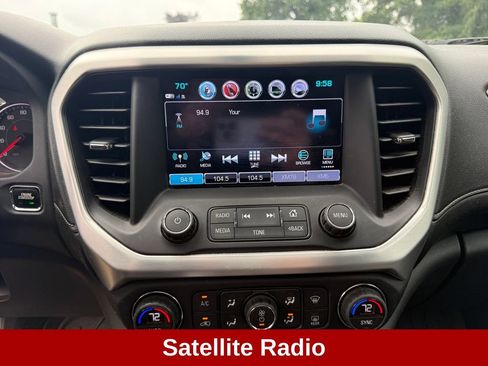 Used 2017 GMC Acadia SLE w/ Driver Alert Package I AWD/4WD image 17