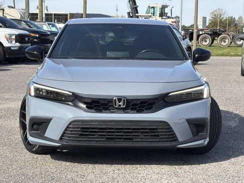 Used 2024 Honda Civic Sport image 4