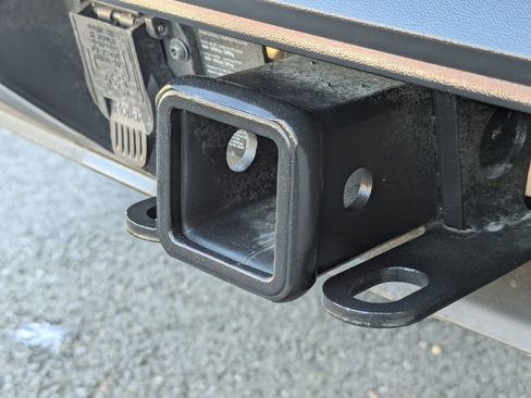 Used 2025 Volkswagen Atlas SE w/ Panoramic Sunroof Package image 33