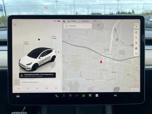 Used 2023 Tesla Model Y Performance image 24