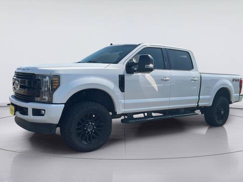 Used 2019 Ford F250 Lariat AWD/4WD image 3