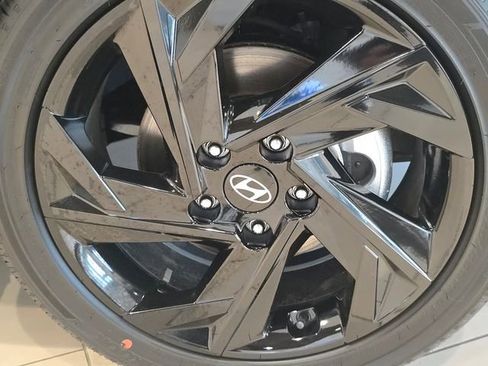New 2026 Hyundai Elantra SEL Sport Premium FWD image 9