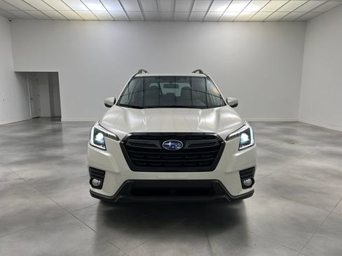 Used 2023 Subaru Forester Limited AWD/4WD image 5