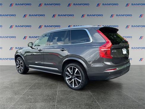 Used 2024 Volvo XC90 B6 Ultimate image 3