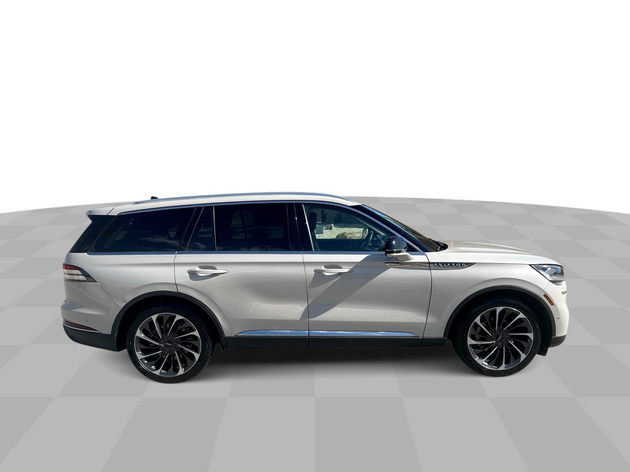 Used 2024 Lincoln Aviator Reserve w/ Equipment Group 201A RWD image 9