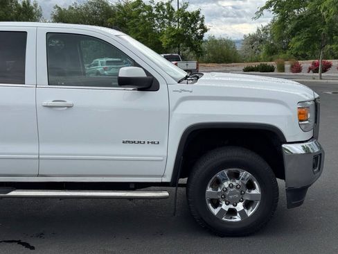 Used 2019 GMC Sierra 2500 SLE AWD/4WD image 10