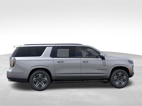 New 2026 Chevrolet Suburban Z71 w/ Comfort Package AWD/4WD image 5