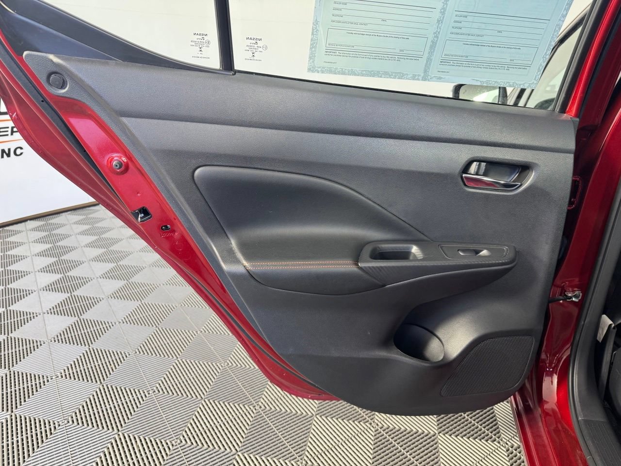 Used 2025 Nissan Versa SR w/ Trunk Package FWD image 28