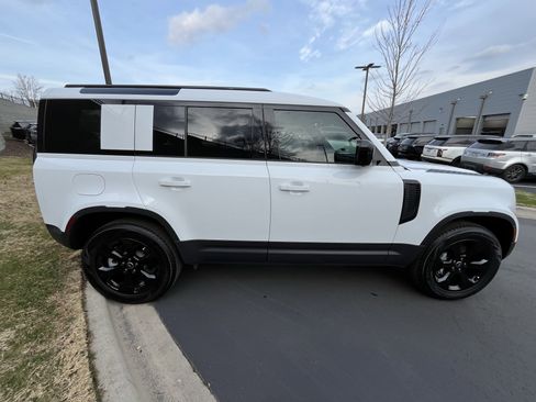 Certified 2025 Land Rover Defender 110 S image 8