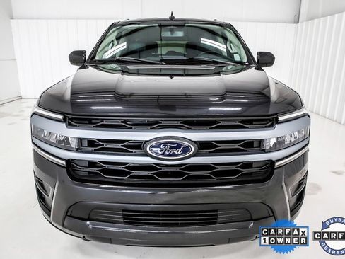 Used 2024 Ford Expedition Max XLT image 8