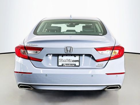 Used 2022 Honda Accord Touring image 6
