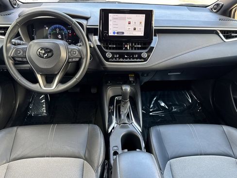 Used 2025 Toyota Corolla XSE FWD image 18