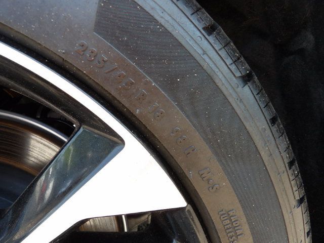 Certified 2025 Volvo S60 B5 Core FWD image 27