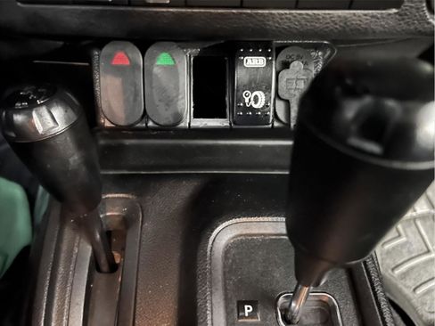 Used 2012 Jeep Wrangler Sport image 25