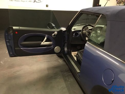Used 2006 MINI Cooper Convertible image 27