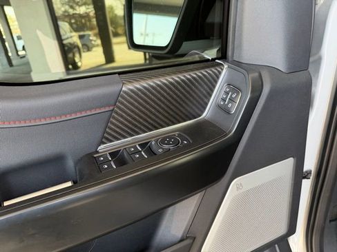 Used 2025 Ford F150 Raptor image 8