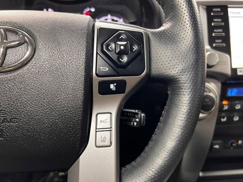 Used 2024 Toyota 4Runner Limited AWD/4WD image 21