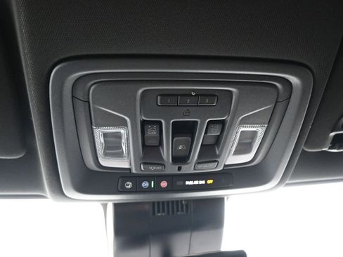 New 2026 GMC Sierra 1500 AT4 w/ Technology Package image 15