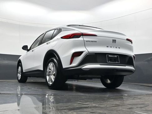 Used 2025 Buick Envista Preferred image 29