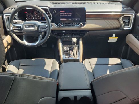 New 2026 GMC Canyon Denali AWD/4WD image 6