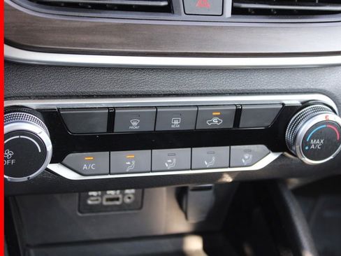 Certified 2024 Nissan Altima 2.5 SV image 34