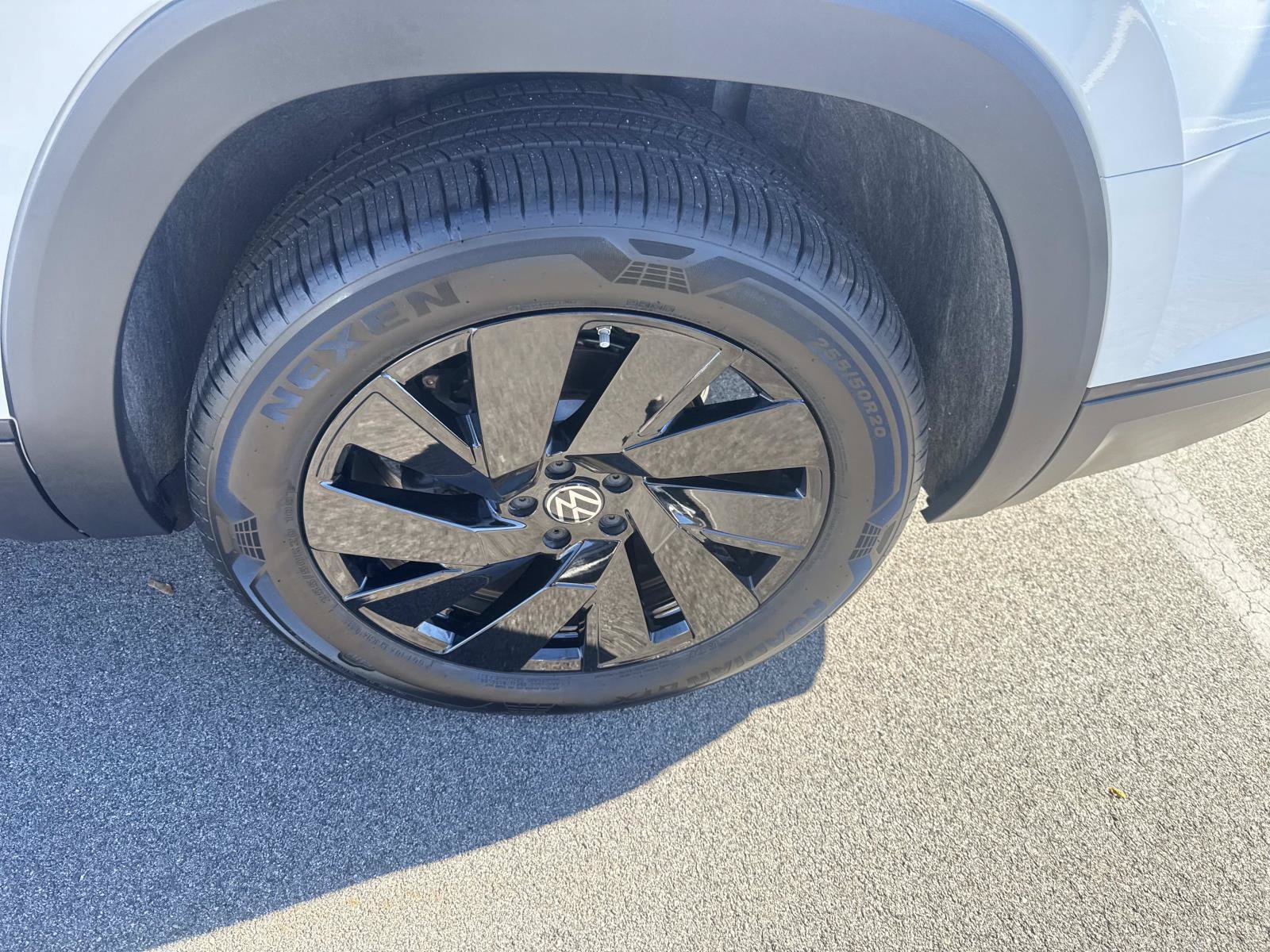 Certified 2026 Volkswagen Atlas SE AWD/4WD image 14