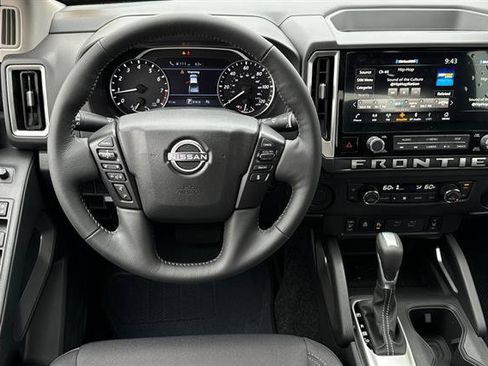 New 2026 Nissan Frontier SV w/ SV Convenience Package image 16