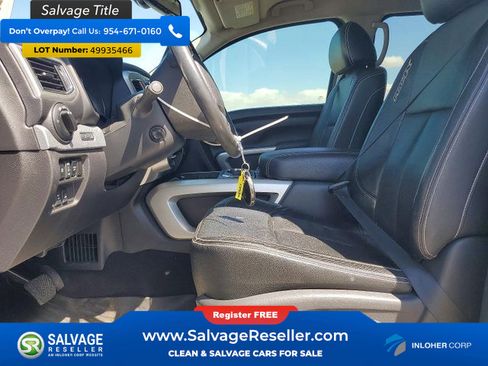 Used 2017 Nissan Titan PRO-4X w/ Pro-4x Convenience Package image 9
