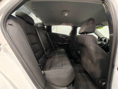 Used 2022 Chevrolet Malibu RS image 18