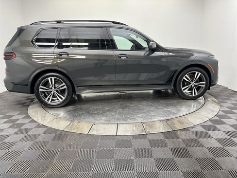 New 2026 BMW X7 xDrive40i w/ M Sport Package image 17