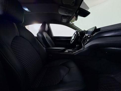 Used 2023 Toyota Camry SE w/ Convenience Package image 25