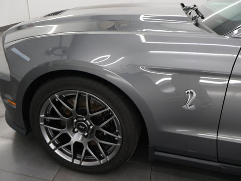 Used 2011 Ford Mustang Shelby GT500 w/ SVT Performance Pkg RWD image 32
