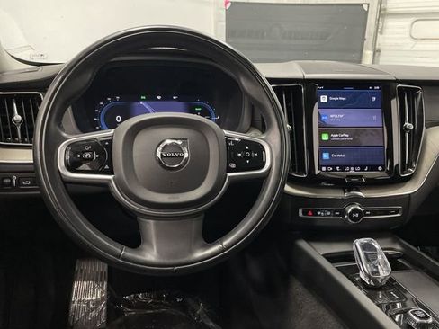 Used 2022 Volvo XC60 T8 Inscription w/ Advanced Package image 5