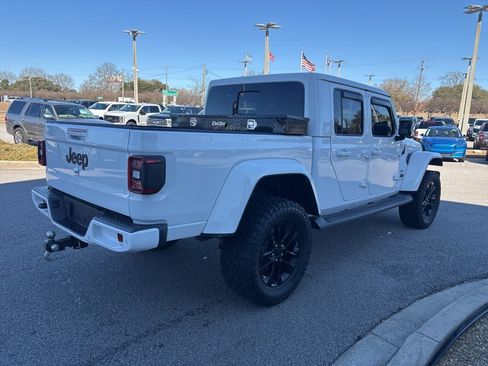 Used 2022 Jeep Gladiator Overland image 5