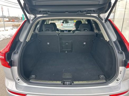Certified 2025 Volvo XC60 B5 Plus image 11