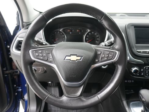 Used 2022 Chevrolet Equinox LT image 16