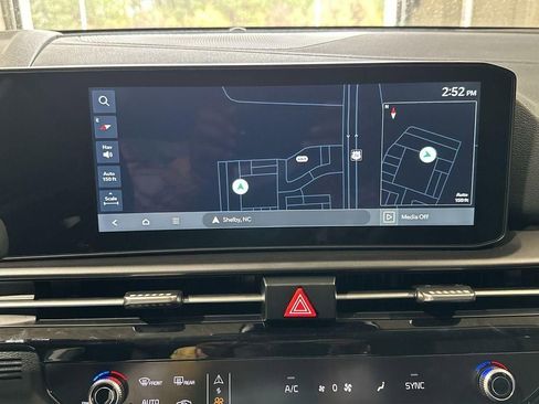 New 2026 Kia Sportage SX FWD image 21