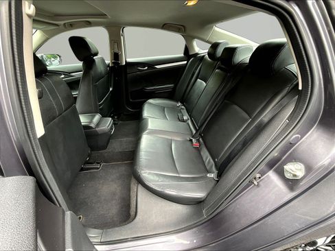 Used 2016 Honda Civic Touring image 22