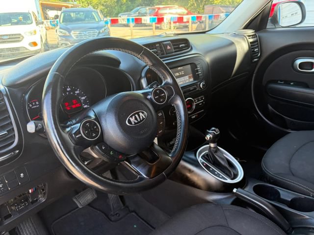 Used 2017 Kia Soul + w/ Designer's Package FWD image 12