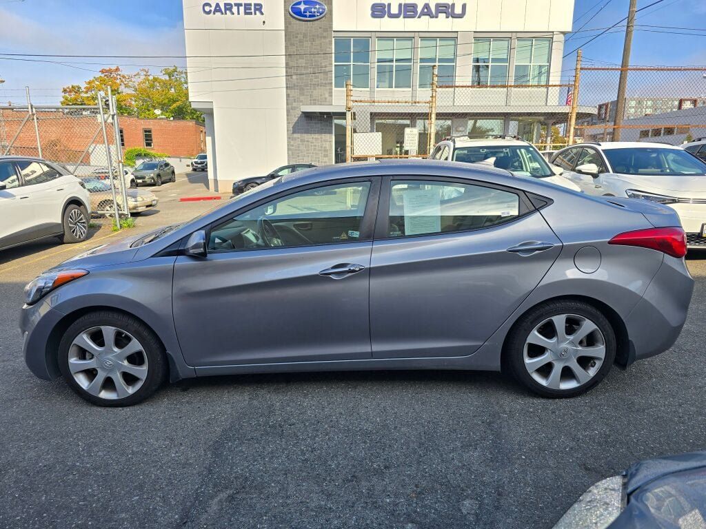 Used 2013 Hyundai Elantra Limited w/ Technology Pkg FWD image 4