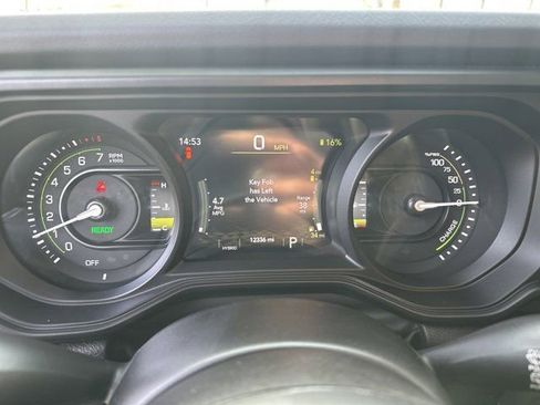 Certified 2025 Jeep Wrangler Unlimited Rubicon 4xe w/ Safety Group image 27