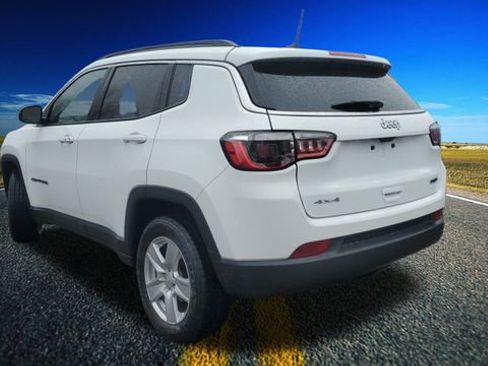 Used 2022 Jeep Compass Latitude image 25