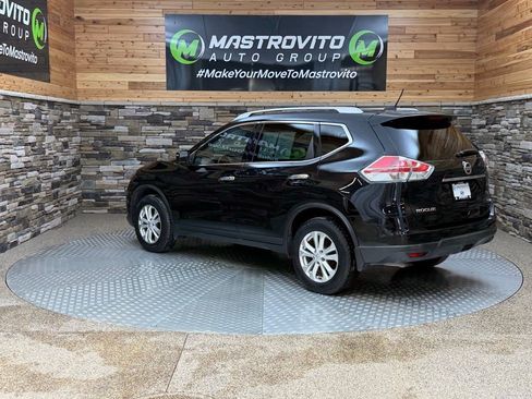Used 2016 Nissan Rogue SV w/ SV Premium Package image 7