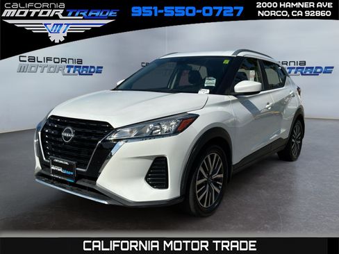 Used 2024 Nissan Kicks SV FWD image 1