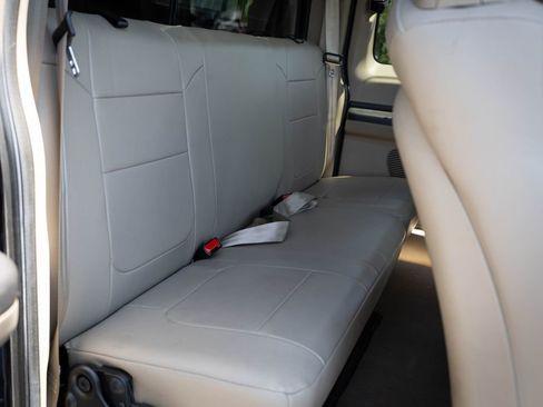 Used 2007 Ford F250 Lariat RWD image 31