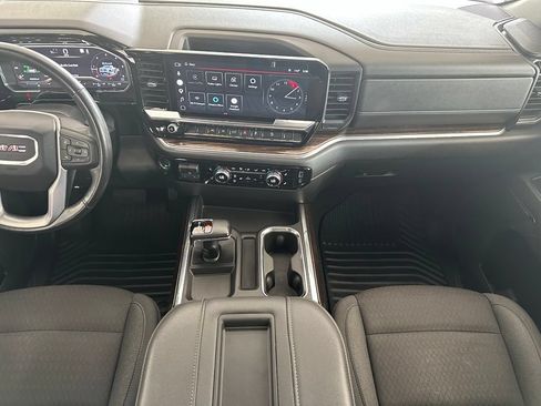 Used 2022 GMC Sierra 1500 Elevation w/ X31 Off-Road Package AWD/4WD image 18
