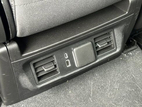 Used 2025 Chevrolet Silverado 1500 LT image 40