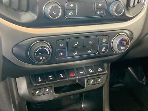 Used 2021 Chevrolet Colorado ZR2 image 16