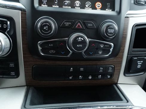 Used 2017 RAM 1500 Laramie w/ Convenience Group image 32